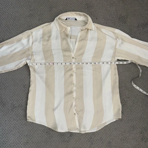 ZARA SATIN OVERSIZED Striped Flowy V-Ndck Button Up SHIRT SAND BEIGE 2562/162 - Picture 11 of 13